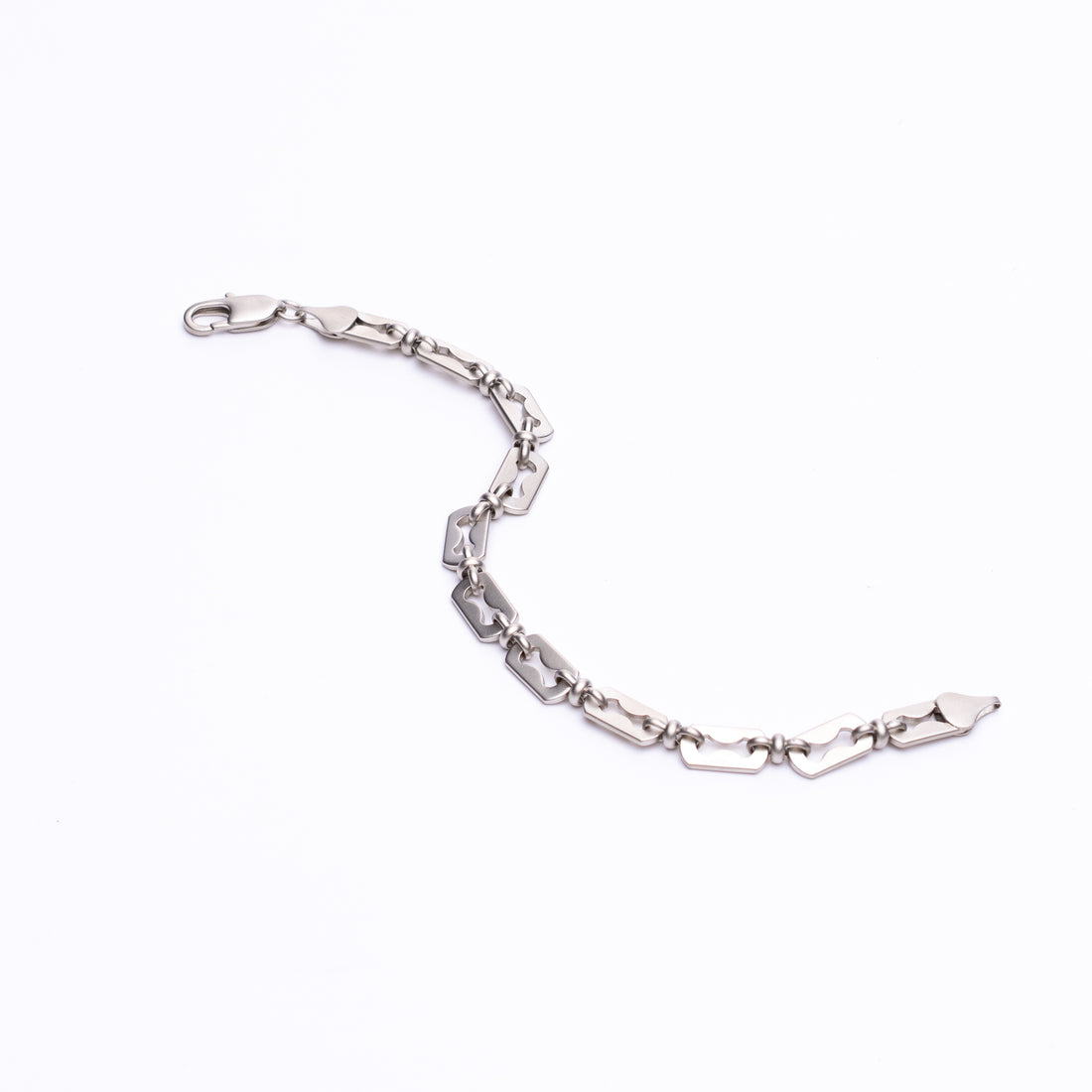 RAZR CHAIN BRACELET - SATIN SILVER