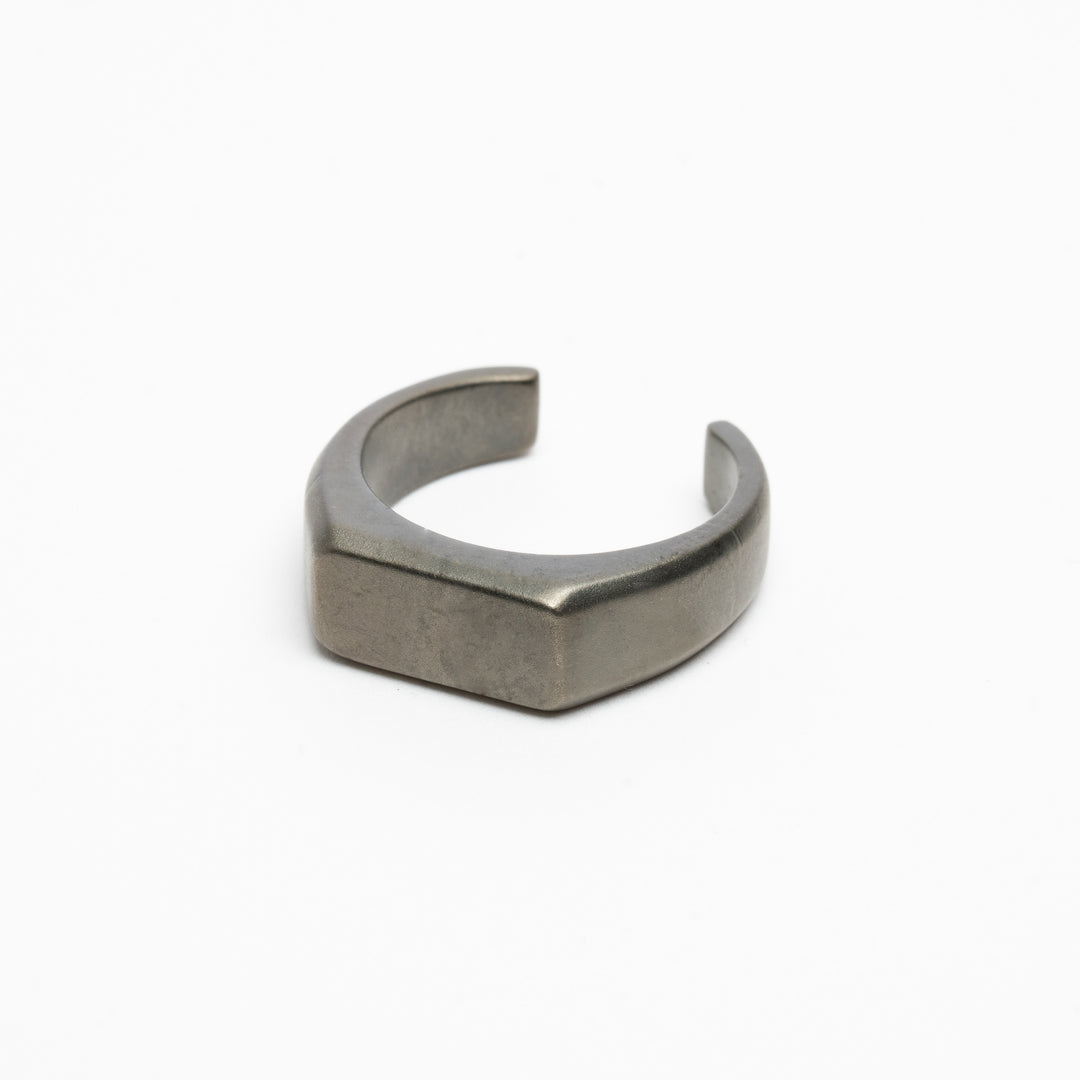 Signet Ring - Metallic Grey