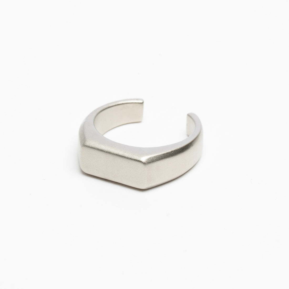 SIGNET RING - SATIN SILVER